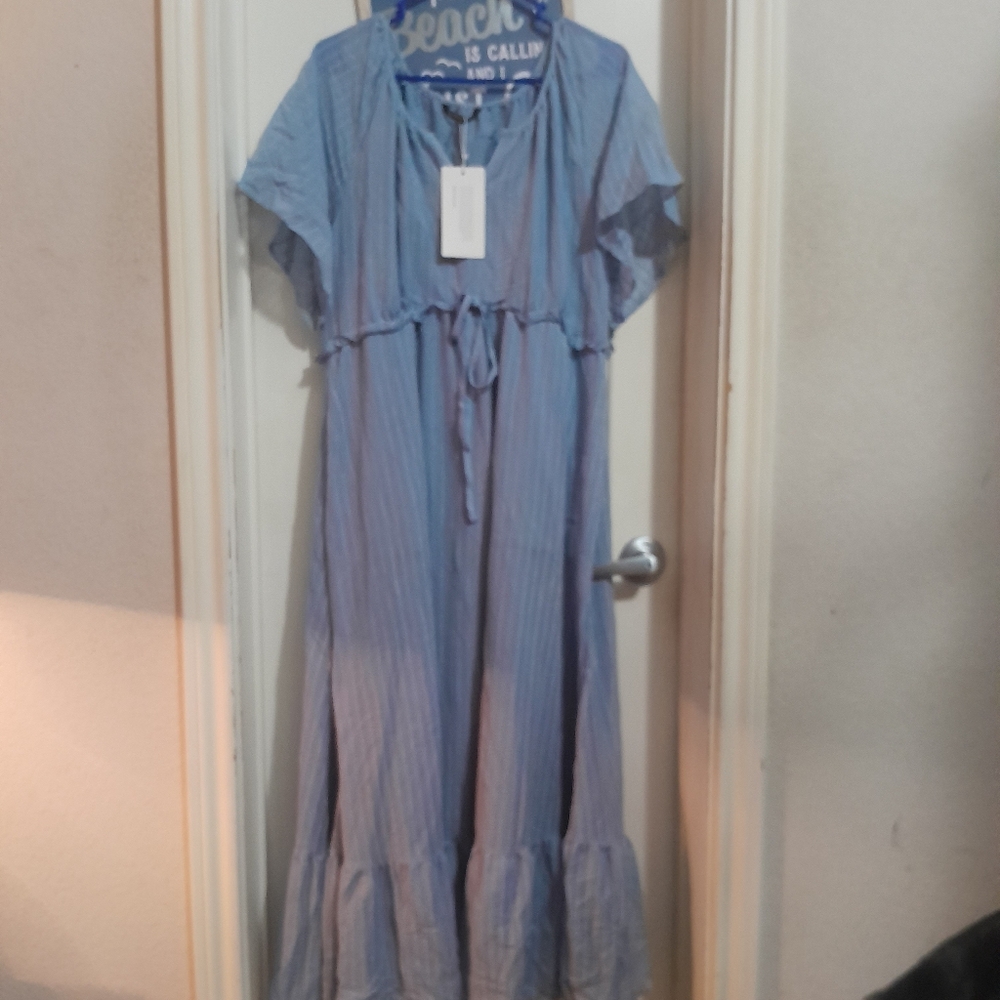 Bloom Chic Dress